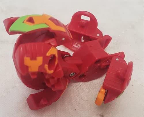 Bakugan Battle Planet Spin Master Red Pyrus Zentaur B400 - Thumbnail 3