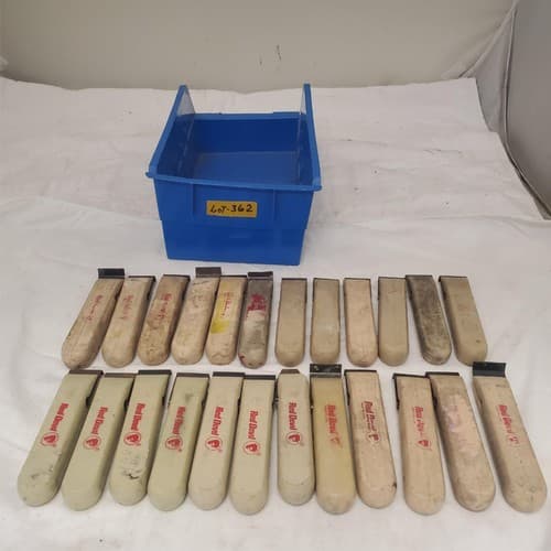 Lot of Assorted 24 Red Devil Single Edge Paint Scraper LOT-362 - Image 1