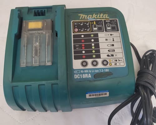 Makita DC18RA S 120V Rapid Battery Charger Li-Ion Fast Charging Tool LOT-355 - Thumbnail 2