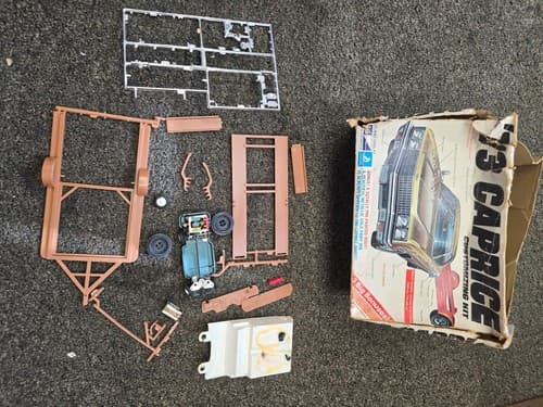 Polar Lights Great American Rides AMT Styline 73 Caprice Customizing Kit Lot Car - Thumbnail 3