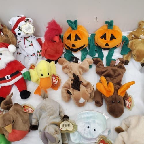 Huge Lot of Assorted TY Beanie Babies Plush Toys #2 - Thumbnail 4