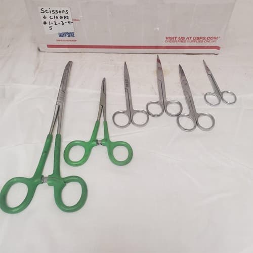 Lot of 6 Assorted Medical Surgical Scissor Clamps #6 - Thumbnail 4