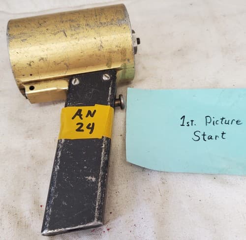 Ingersoll Rand Vintage Pneumatic Aircraft Rivet Gun Air Tool Industrial AN24 - Image 1