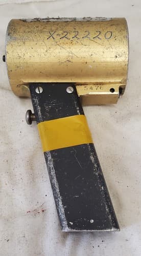 Ingersoll Rand Vintage Pneumatic Aircraft Rivet Gun Air Tool Industrial AN24 - Thumbnail 2