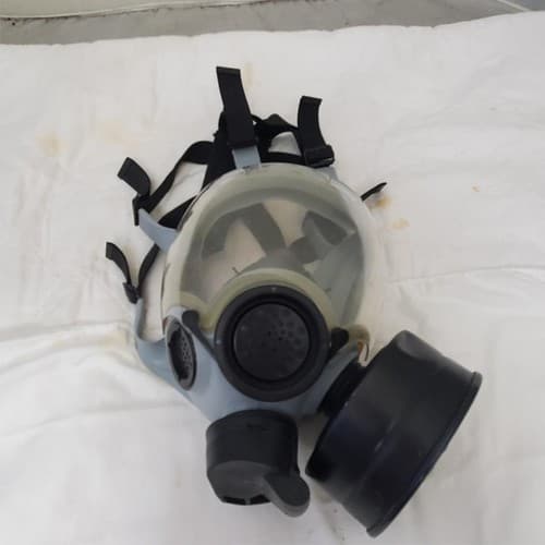 Full Face Respirator Gas Mask w/ Filter - Thumbnail 2
