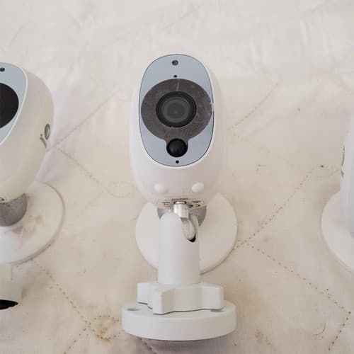 Lot of Swann SWWHD-INTCAM 1080p Wireless Smart Security Cameras - Thumbnail 4