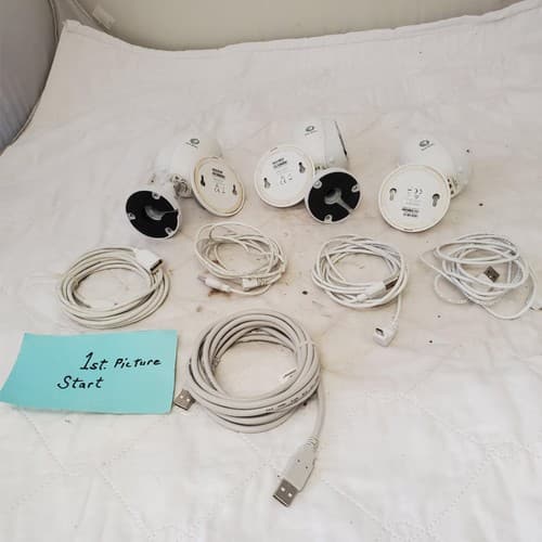 Lot of Swann SWWHD-INTCAM 1080p Wireless Smart Security Cameras - Image 1