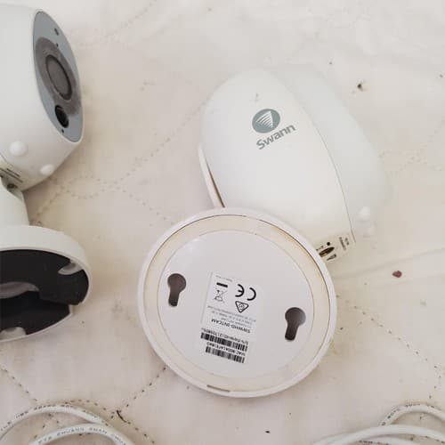 Lot of Swann SWWHD-INTCAM 1080p Wireless Smart Security Cameras - Thumbnail 8