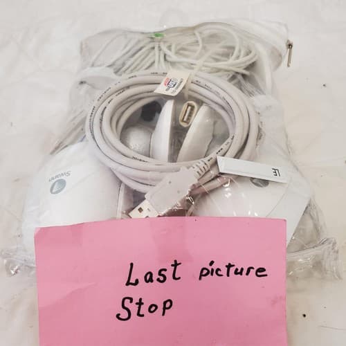 Lot of Swann SWWHD-INTCAM 1080p Wireless Smart Security Cameras - Thumbnail 13