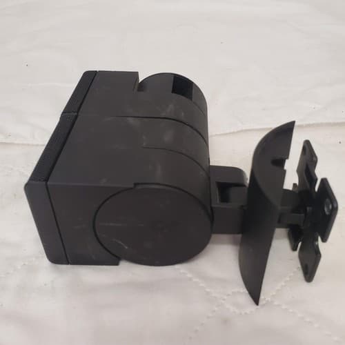 Bose Jewel Double Cube Speakers with Wall Mount - Thumbnail 6