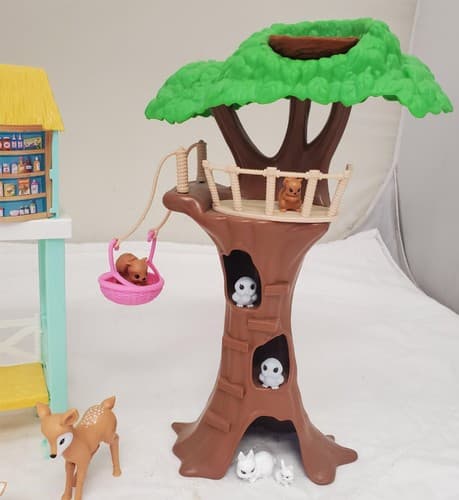 Barbie Animal Rescuer Center with Animals & Accessories Doll Playset - Thumbnail 4