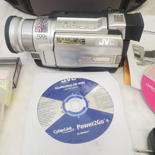 JVC GR-DVL820U MiniDV Camcorder Bundle Tapes Remote Cables Software Bag - Thumbnail 11