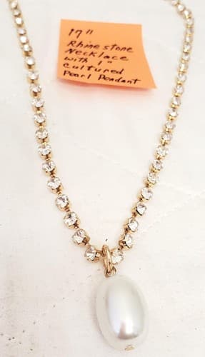 17" Rhinestone Necklace with Cultured Pearl Pendant - Thumbnail 3