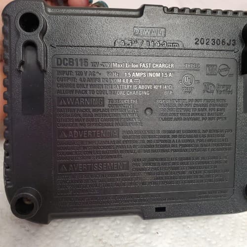 Dewalt DCB115 12V MAX 20V Lithium-Ion Battery Charger LOT-619 - Thumbnail 4