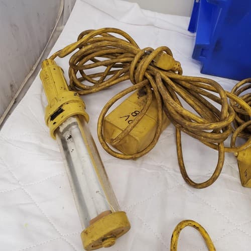 Fluorescent Portable Handheld Work Light , All Reptiles 8.5" Dome Lamp LOT-1068 - Thumbnail 4