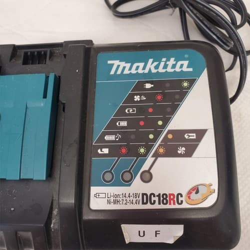 Makita DC18RC 7.2 V 14.4V 18 V Battery Rapid Charger LOT 437 - Thumbnail 2
