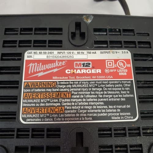 Lot of 4 Milwaukee M12 48-59-2401 Battery Chargers LOT-622 - Thumbnail 11