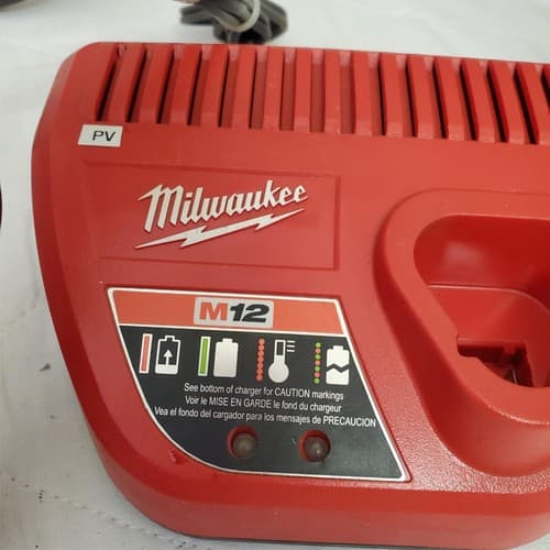 Lot of 4 Milwaukee M12 48-59-2401 Battery Chargers LOT-622 - Thumbnail 10