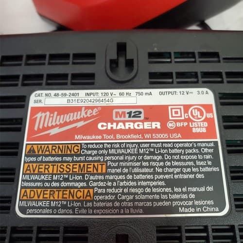 Lot of 4 Milwaukee M12 48-59-2401 Battery Chargers LOT-622 - Thumbnail 7