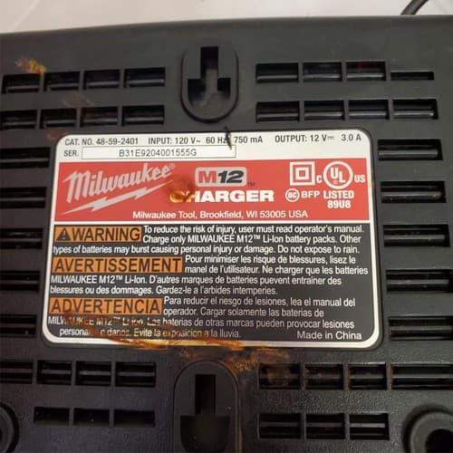 Lot of 4 Milwaukee M12 48-59-2401 Battery Chargers LOT-622 - Thumbnail 9