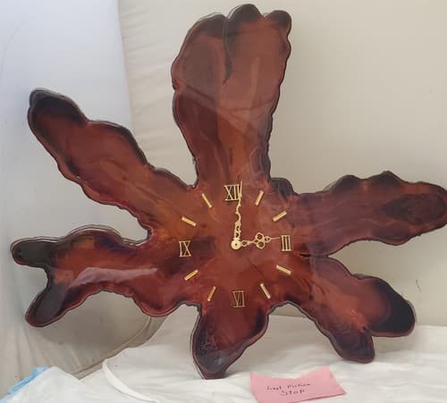 Vintage Resin Leaf Wall Clock Wood Look Roman Numerals Nature Decor Glossy - Thumbnail 7