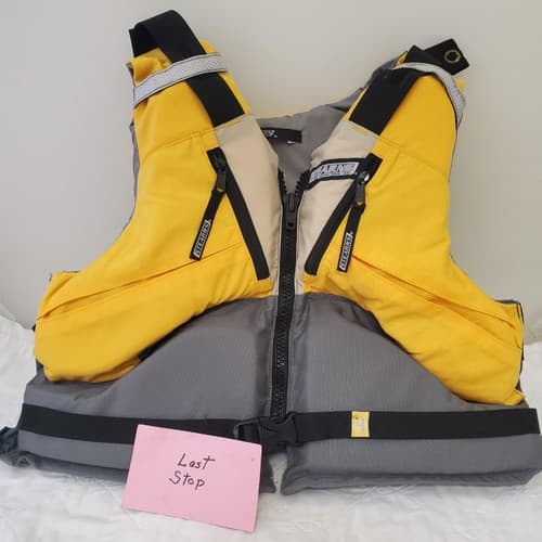 Stearns Watersports Life Jacket Catalog 6601 Type 3 PFD Adult S/M 32-40 Inches 4 - Thumbnail 7