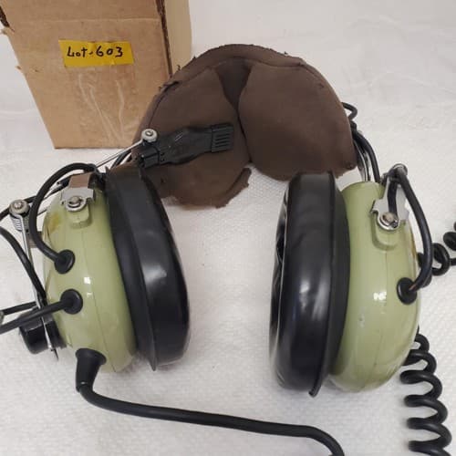 David Clark H10-76 Aviation Pilot Headset LOT-603 - Thumbnail 2