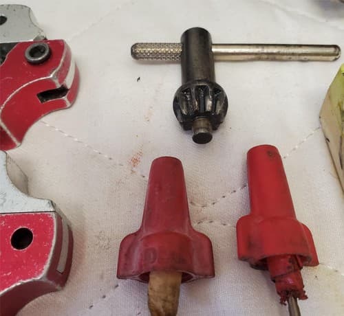 Lot of 10 Mixed Tools Gauges, Drill Chuck, Screw Drivers, Rigging Wrench Lot-961 - Thumbnail 12