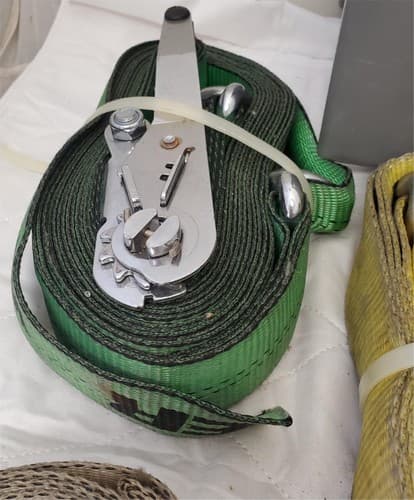 Lot of 7 Tie Down Strap Ratchet 5,000 LB. Load Limit 10 ft L 1"W 800 LOT-1062 - Thumbnail 5