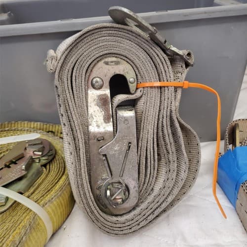 Lot of 7 Tie Down Strap Ratchet 5,000 LB. Load Limit 10 ft L 1"W 800 LOT-1062 - Thumbnail 11