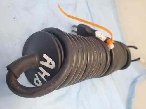 General Manufacturing Stubby II Fluorescent Light - AHP - Image 1