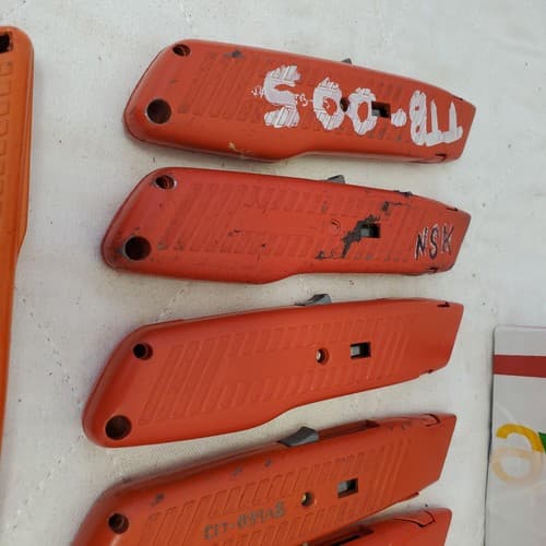 Lot of 11 Wiss Wk8v Retractable Utility Knife With 3 Blades Carde LOT-529 - Thumbnail 5