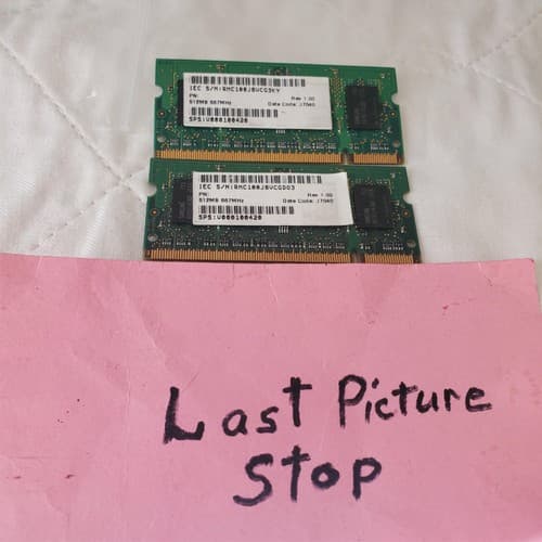 Samsung M470T6554EZ3-CE6 512MB PC2-5300S-555-12-A3 Laptop Memory - Thumbnail 4