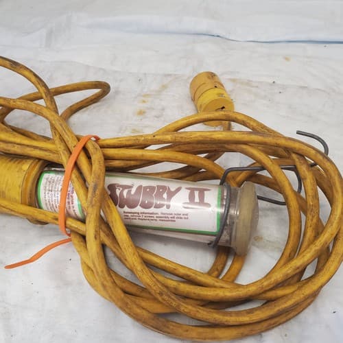 Vintage General Manufacturing Fluorescent Hand Lamp Fluorescent Light - Yellow - Thumbnail 4