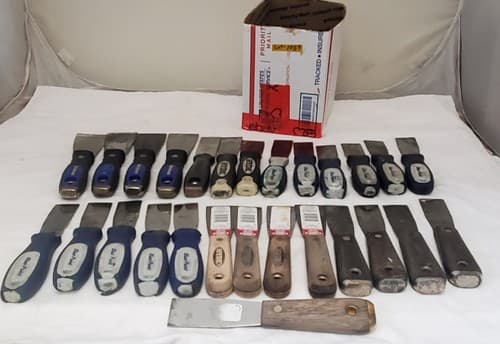 Lot of 27 Assorted Putty Knives & Scrapers Mixed Brands for Paint LOT-1059 - Image 1
