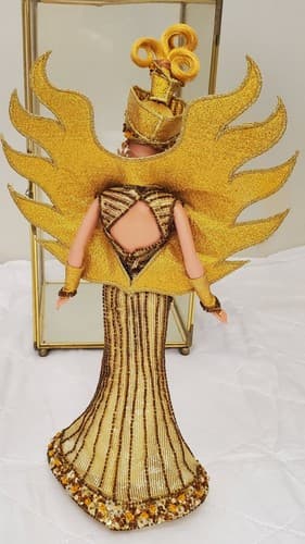 Vintage 1995 Bob Mackie Goddess of the Sun Barbie #14056 Limited Edition. - Thumbnail 5