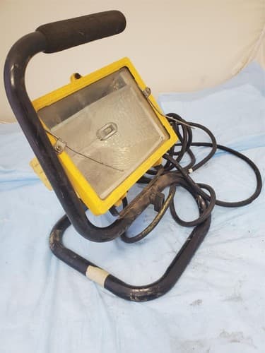 Designer's Edge Portable Halogen Work Light With Switch Orange 500 Watt L33 - Thumbnail 6