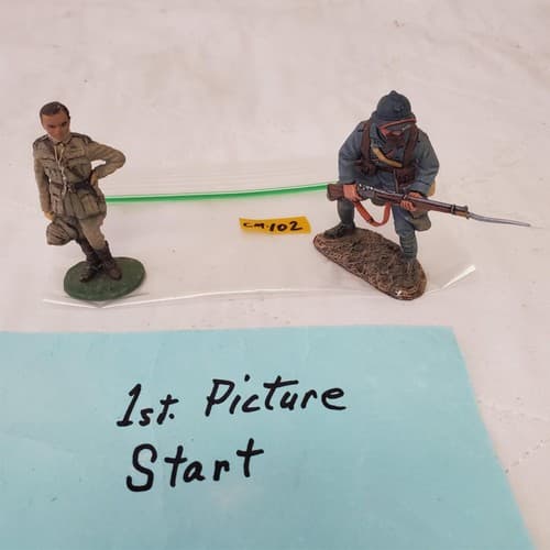 W Britain. Winston Churchill Sudan & King & Country Kneeling Soldier CM-102 - Image 1