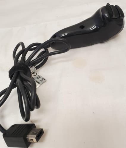 Nyko Kama Wired Nunchuk Controller for Nintendo Wii - Thumbnail 2