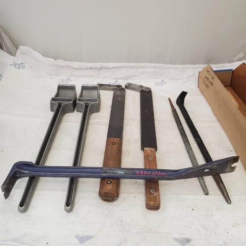 Lot of Tools 18 inch Erie Tools and 35-MLG1-001 LOT-234 - Thumbnail 8