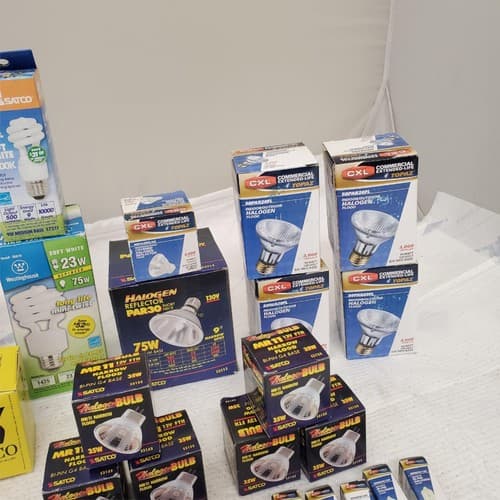 Lot of Multi Brand Assorted Light Bulbs Reflectors - Thumbnail 12