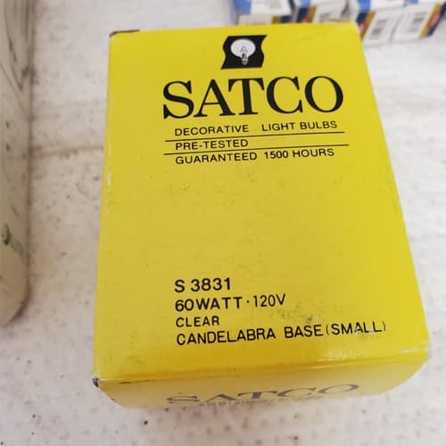 Lot of Multi Brand Assorted Light Bulbs Reflectors - Thumbnail 20