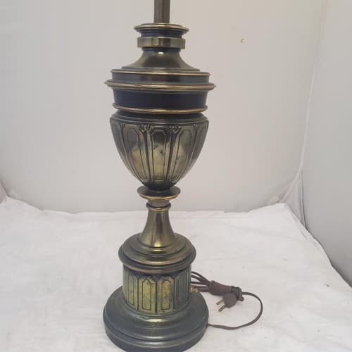 Vintage Brass Trophy portable Table Lamp I - Thumbnail 8