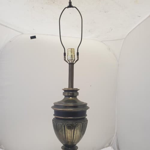 Vintage Brass Trophy portable Table Lamp I - Thumbnail 7