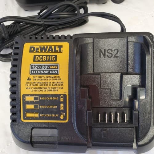 Lot of 2 Dewalt DCB115 RAPID 12-20V MAX FAST Battery Charger LOT-227 - Thumbnail 4