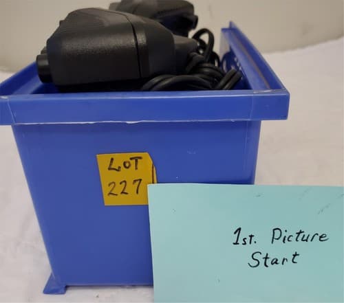 Lot of 2 Dewalt DCB115 RAPID 12-20V MAX FAST Battery Charger LOT-227 - Thumbnail 2