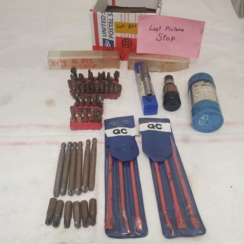 Lot of Tile Drill Bits, Torque-Set Bit & More LOT-801 - Thumbnail 10