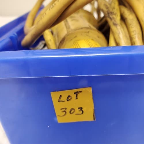 Woodhead Fluorescent 13W 120V Portable Handheld Work Light LOT-303 - Thumbnail 2