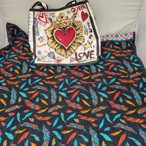 Brighton Queen of Love Canvas Tote & David Textiles Feather Pattern Fabric Quilt - Thumbnail 2