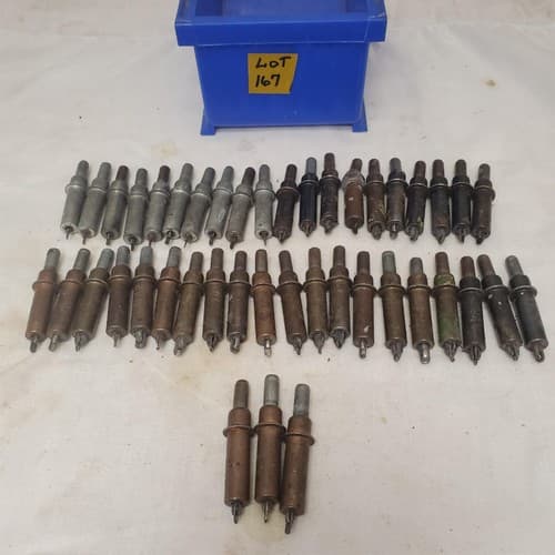 Lot of Assorted Wedgelock Cleco Cylindrical Draw Body Fastener LOT-167 - Image 1